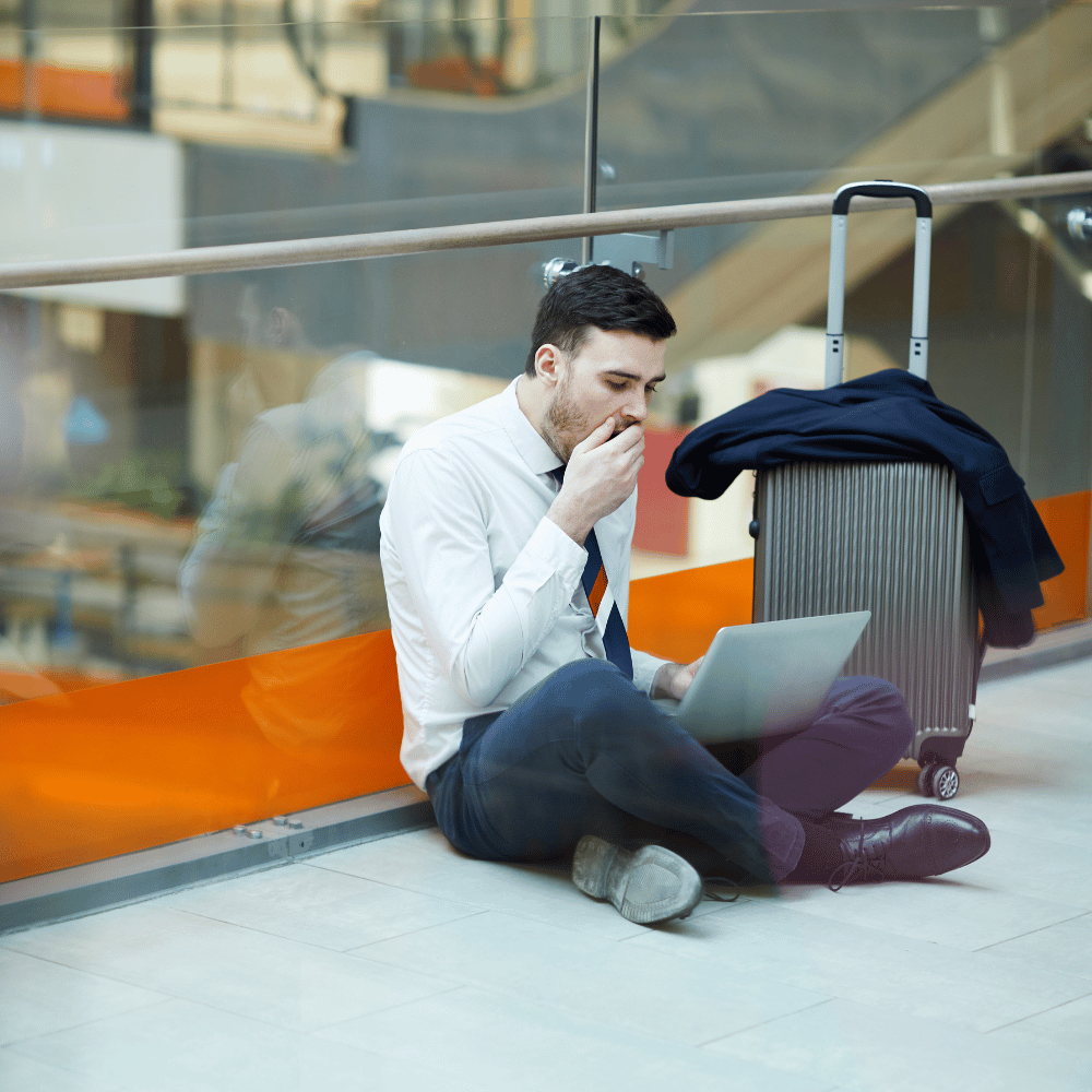 ¿Cuánto tiempo se considera retraso en un vuelo?